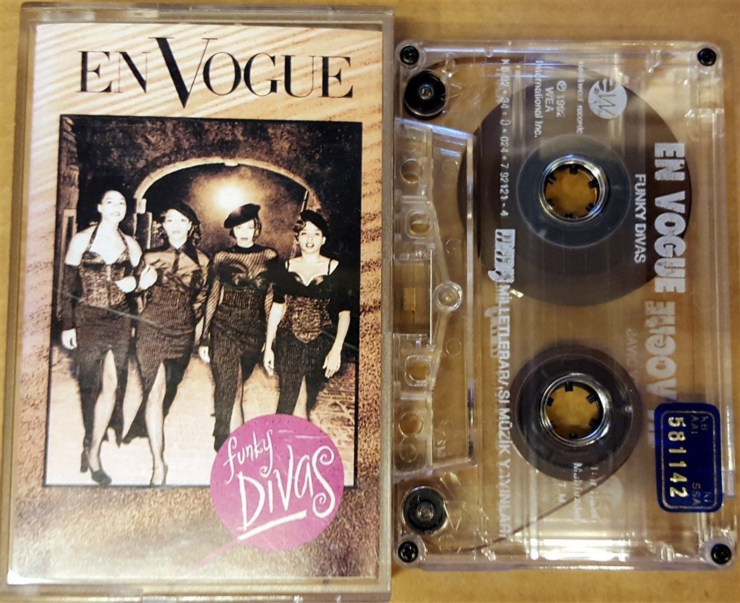 EN VOGUE - FUNKY DIVAS (1992) MMY CASSETTE MADE IN TURKEY ''USED''