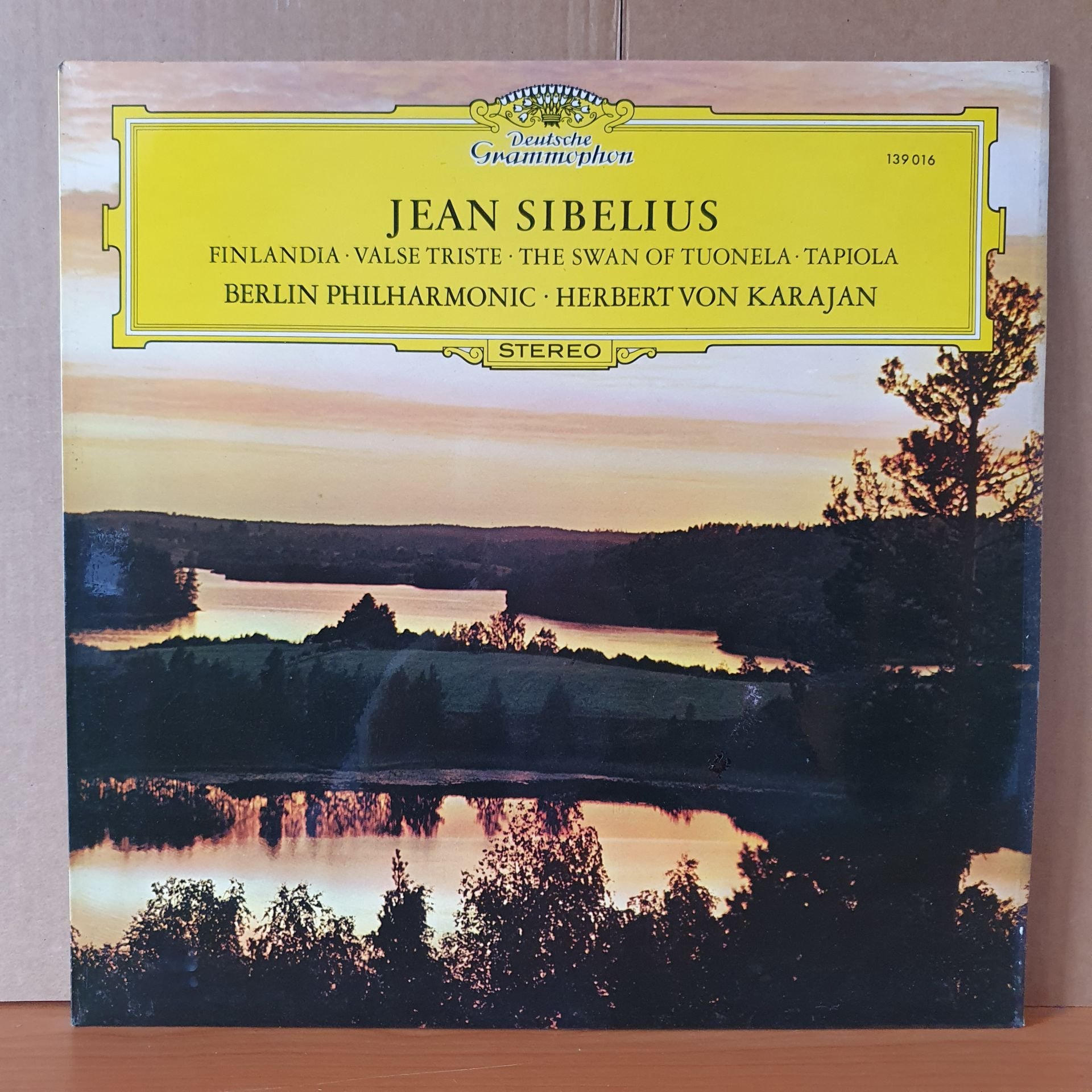 JEAN SIBELIUS: FINLANDIA, VALSE TRISTE, THE SWAN OF TUONELA, TAPIOLA / BERLIN PHILHARMONIC, HERBERT VON KARAJAN (1967) - LP 2.EL PLAK
