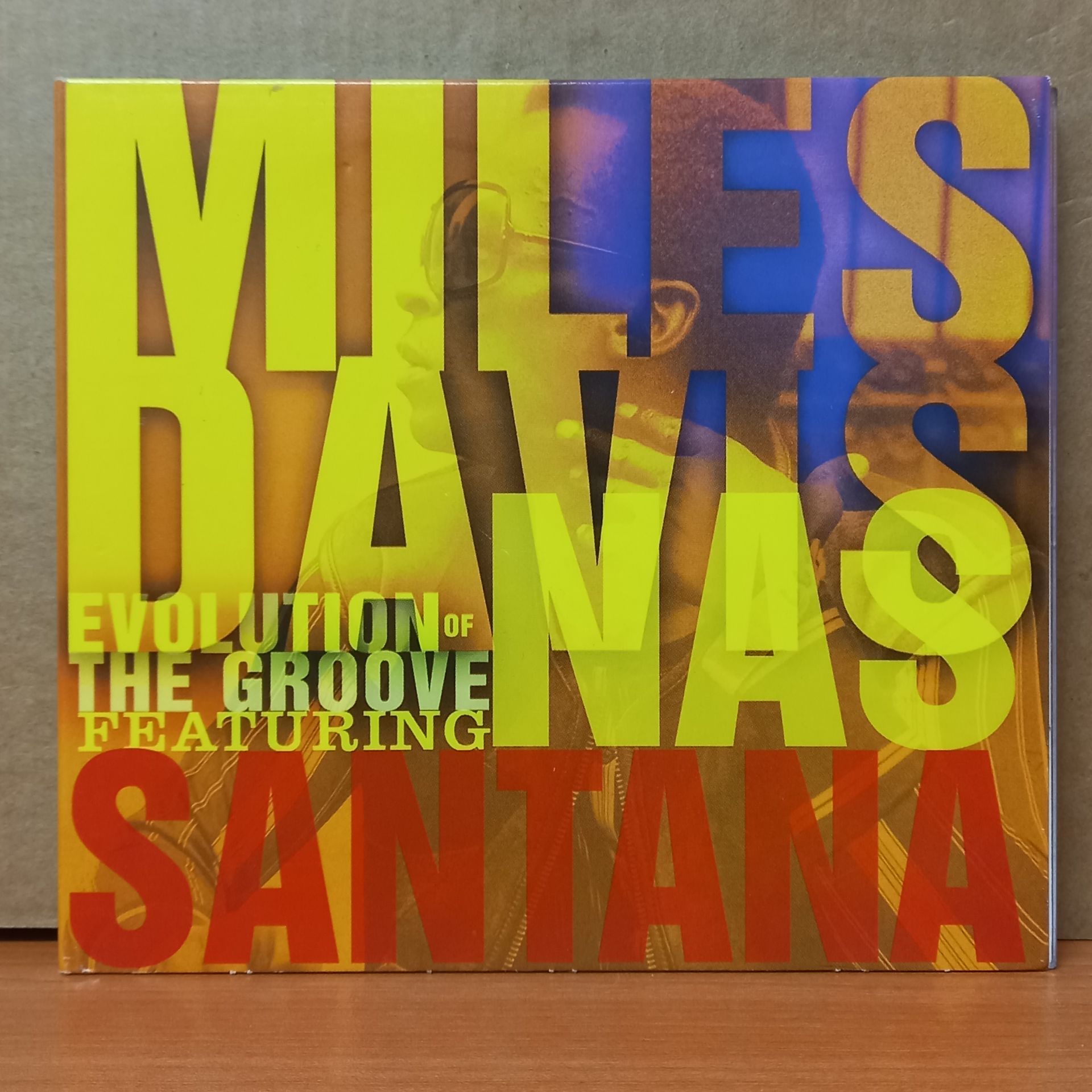 MILES DAVIS - EVOLUTION OF THE GROOVE / FEATURING SANTANA (2007) - CD 2.EL