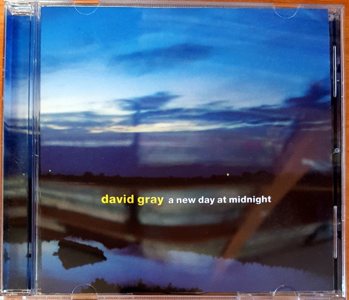 DAVID GRAY - A NEW DAY AT MIDNIGHT (2002) CD 2.EL