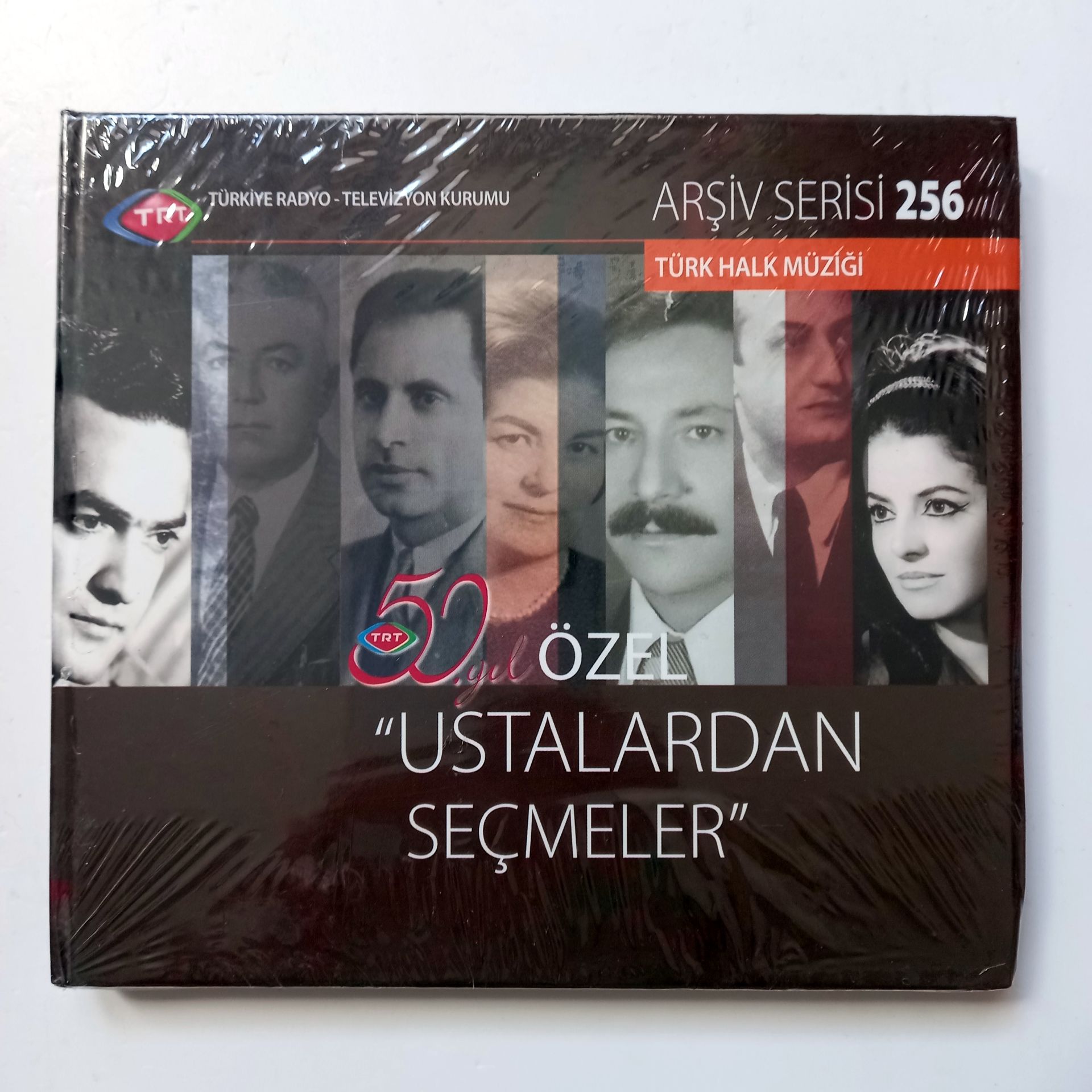 50. YIL ÖZEL ''USTALARDAN SEÇMELER'' / TÜRK HALK MÜZİĞİ / TRT ARŞİV SERİSİ 256 - CD SIFIR