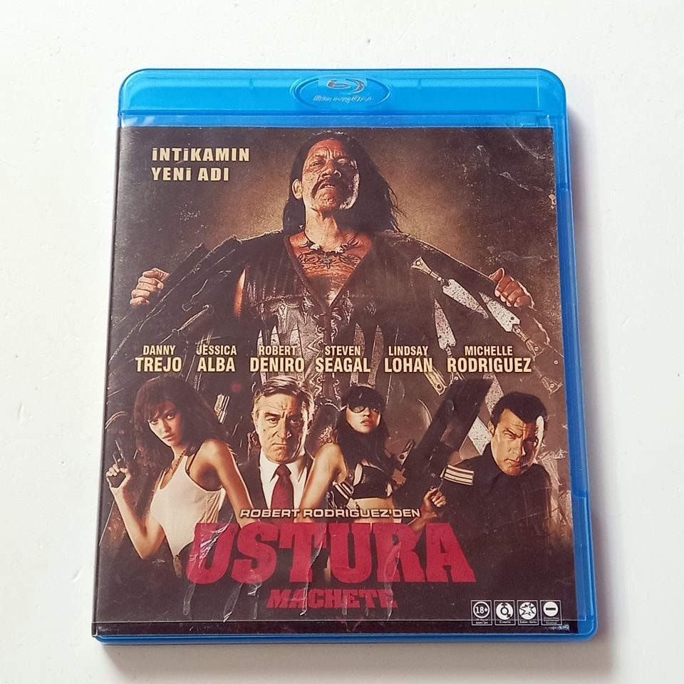 USTURA - MACHETE - DANNY TREJO, JESSICA ALBA, ROBERT DE NIRO, YÖN.: ROBERT RODRIGUEZ - BLU-RAY  2.EL