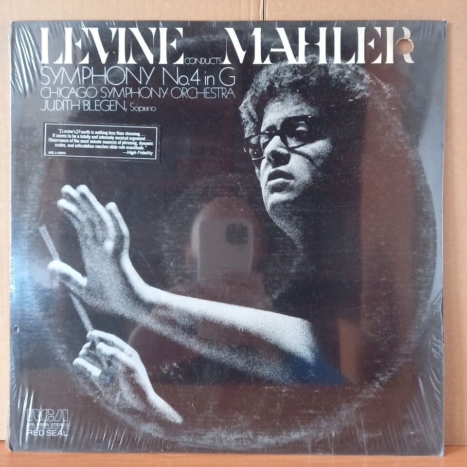 LEVINE CONDUCTS MAHLER SYMPHONY NO. 4 IN G / JUDITH BLEGEN, THE CHICAGO SYMPHONY ORCHESTRA, SAMUEL MAGAD (1975) - LP DÖNEM BASKISI SIFIR PLAK