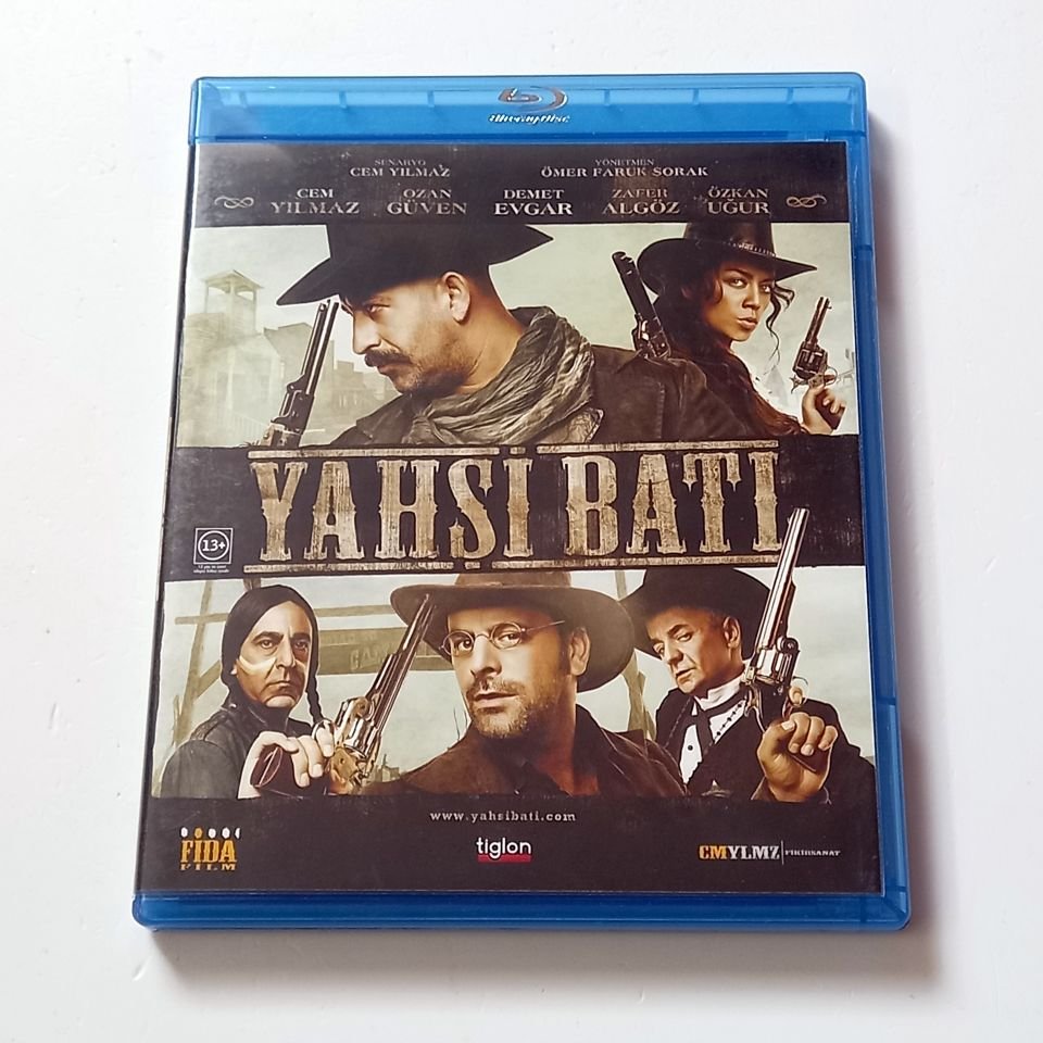 YAHŞİ BATI - CEM YILMAZ, OZAN GÜVEN, DEMET EVGAR, YÖN.: ÖMER FARUK SORAK - BLU-RAY 2.EL