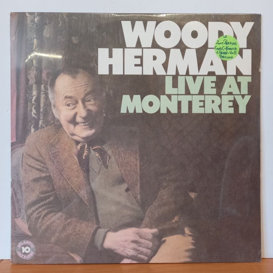 WOODY HERMAN – LIVE AT MONTEREY (1982) - LP DÖNEM BASKI SIFIR PLAK