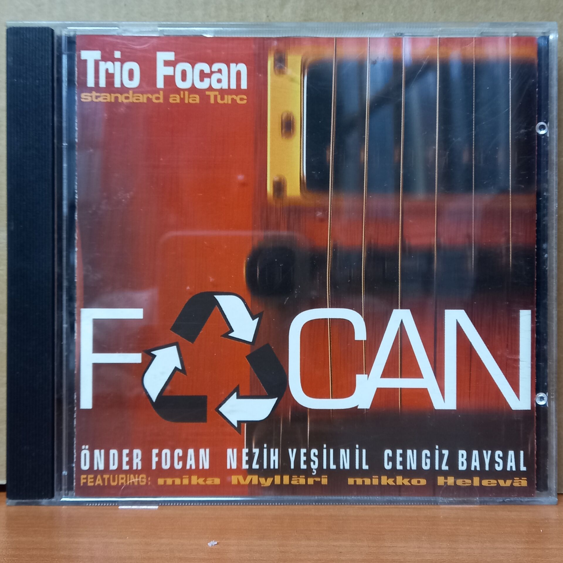 TRIO FOCAN - STANDARD A'LA TURC / ÖNDER FOCAN, NEZİH YEŞİLNİL, CENGİZ BAYSAL (2001) - CD 2.EL