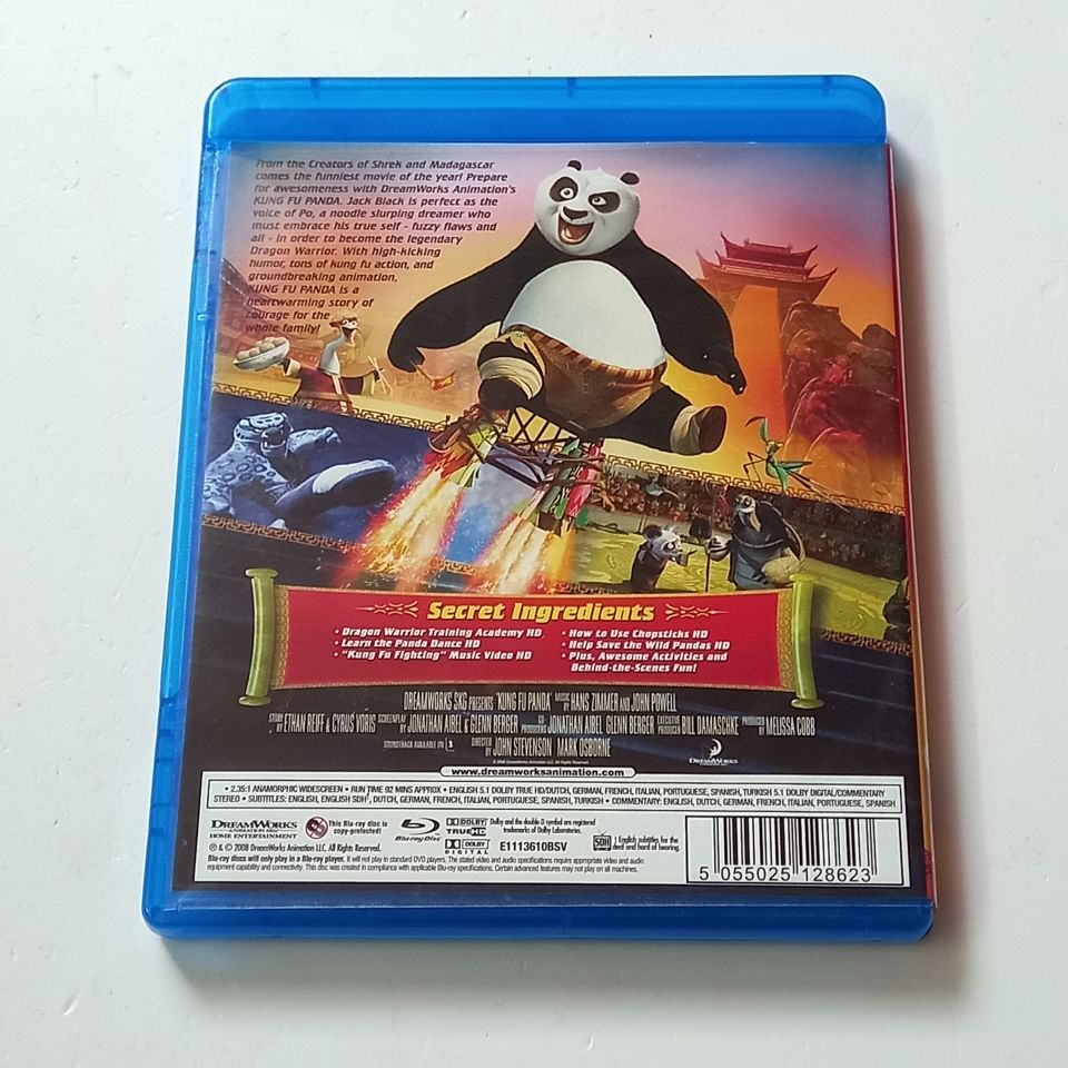 KUNG FU PANDA - DREAMWORKS ANİMASYON - SES.: JACK BLACK, ANGELINA JOLIE, JACKIE CHAN - BLU-RAY 2.EL