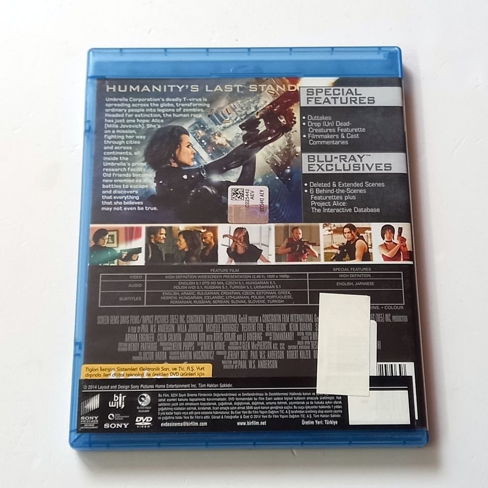RESIDENT EVIL: RETRIBUTION - MILLA JOVOVICH, SIENNA GIUILLORY, MICHELLE RODRIGUEZ, YÖN.: PAUL W. S. ANDERSON - BLU-RAY 2.EL