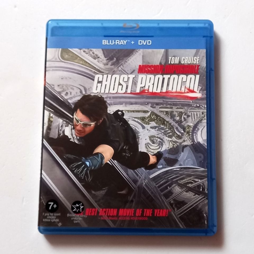 MISSION: IMPOSSIBLE GHOST PROTOCOL - TOM CRUISE, JEREMY RENNER, SIMON PEGG - YÖN.: BRAD BIRD - 2 BLU-RAY + DVD 2.EL