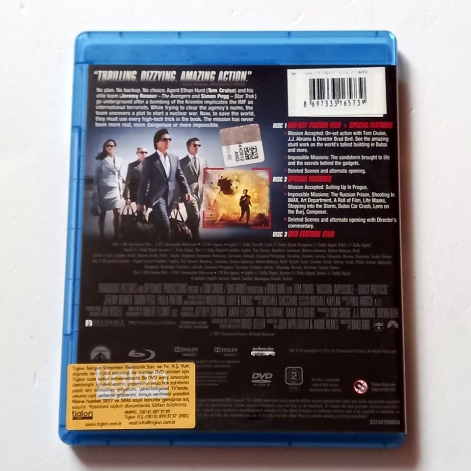 MISSION: IMPOSSIBLE GHOST PROTOCOL - TOM CRUISE, JEREMY RENNER, SIMON PEGG - YÖN.: BRAD BIRD - 2 BLU-RAY + DVD 2.EL