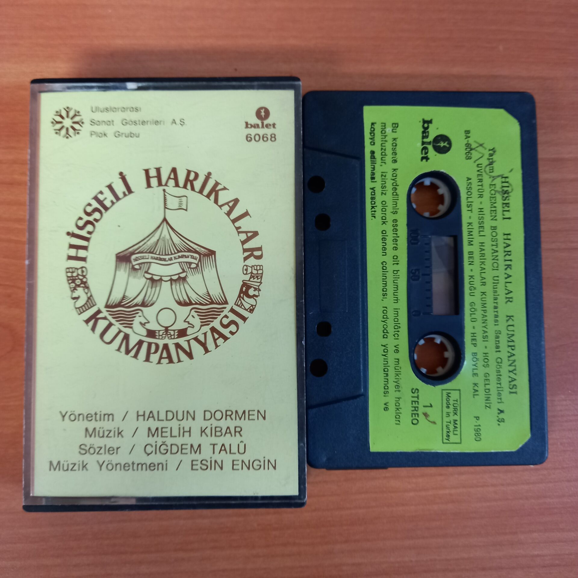 HİSSELİ HARİKALAR KUMPANYASI / HALDUN DORMEN, ÇİĞDEM TALU, ESİN ENGİN (1980) - KASET 2.EL