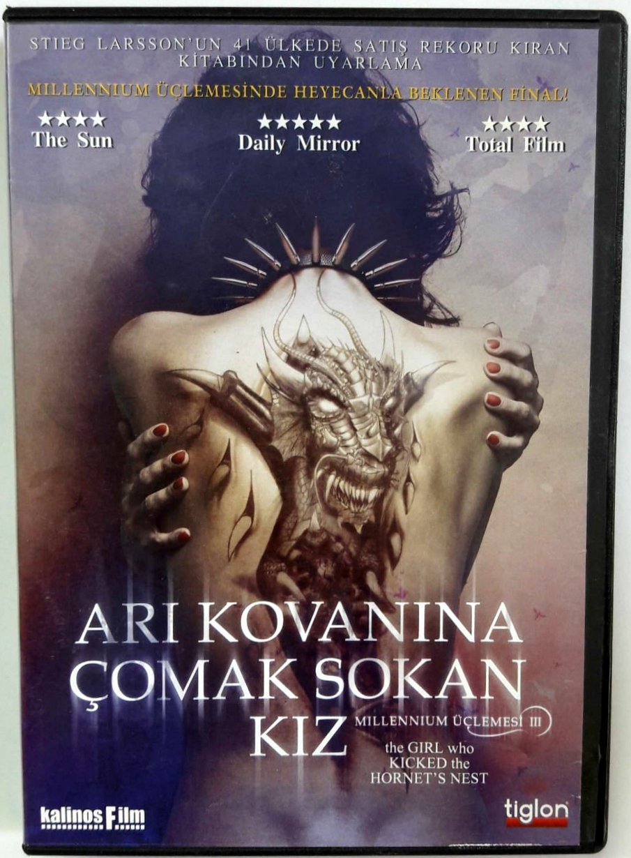 ARI KOVANINA ÇOMAK SOKAN KIZ - LUFTSLOTTET SOM SPRÄNGDES - DANIEL ALFREDSON - DVD 2.EL (STIEG LARSSON)