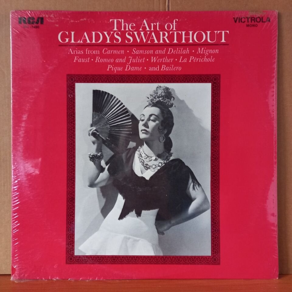 GLADYS SWARTHOUT – THE ART OF GLADYS SWARTHOUT / ARIAS FROM CARMEN, SAMSON AND DELILAH, MIGNON, FAUST, ROMEO AND JULIET, WERTHER, LA PERICHOLE, PIQUE DAME AND BAILERO (1970) - LP DÖNEM BASKISI SIFIR PLAK