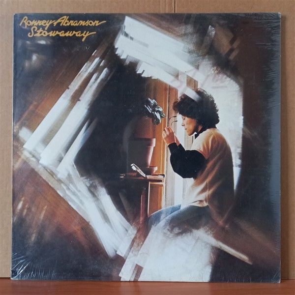 RONNEY ABRAMSON – STOWAWAY (1977) - LP DÖNEM BASKISI SIFIR PLAK