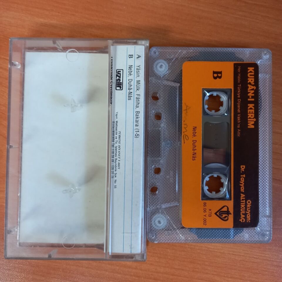 TÜRKİYE DİYANET VAKFI - KUR'AN-I KERİM (1986) - KASET 2.EL