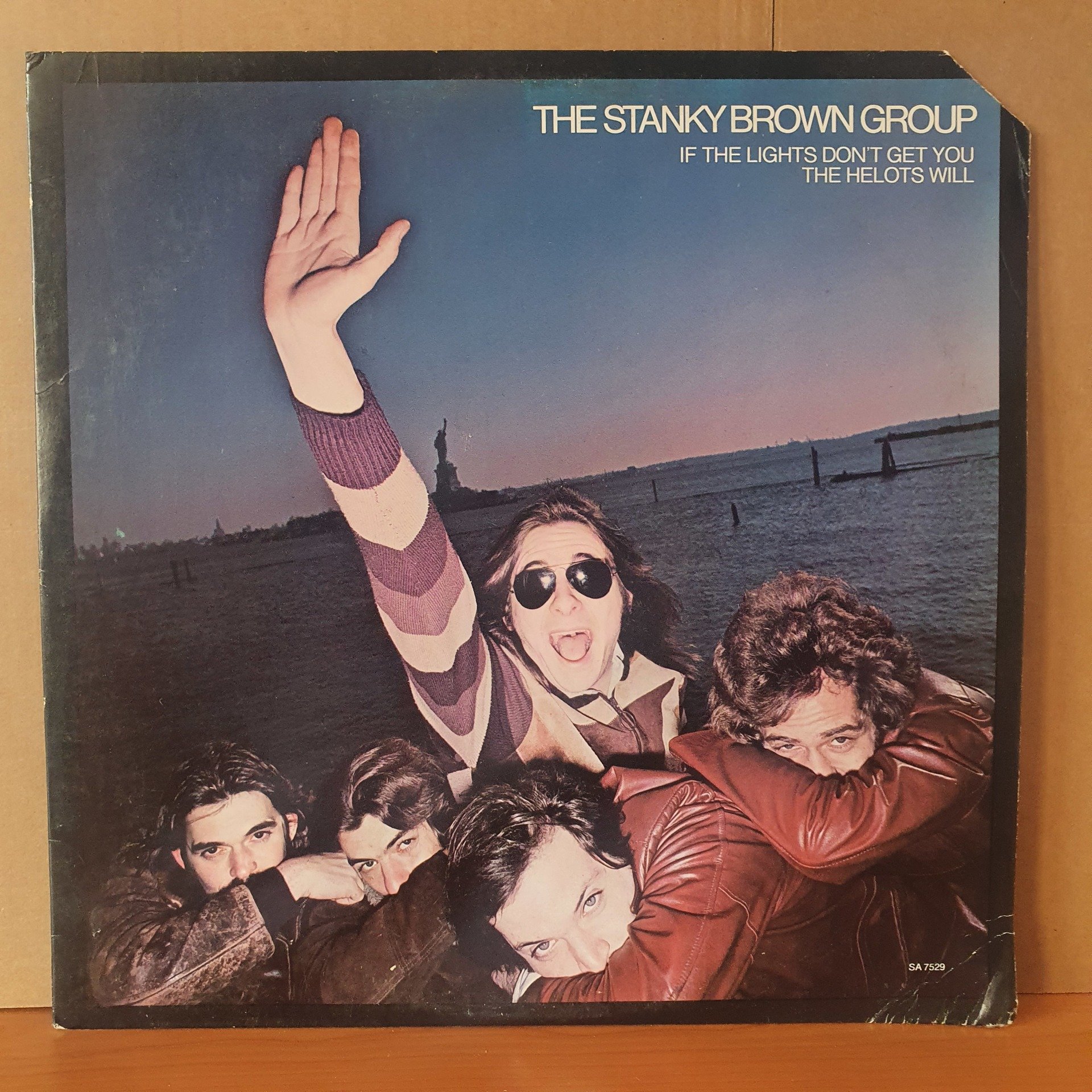 THE STANKY BROWN GROUP - IF THE LIGHTS DON'T GET YOU THE HELOTS WILL (1977) - LP 2.EL PLAK