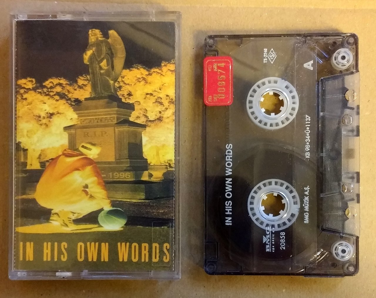2PAC - IN HIS OWN WORDS CASSETTE 1998 MADE IN TURKEY ''USED''