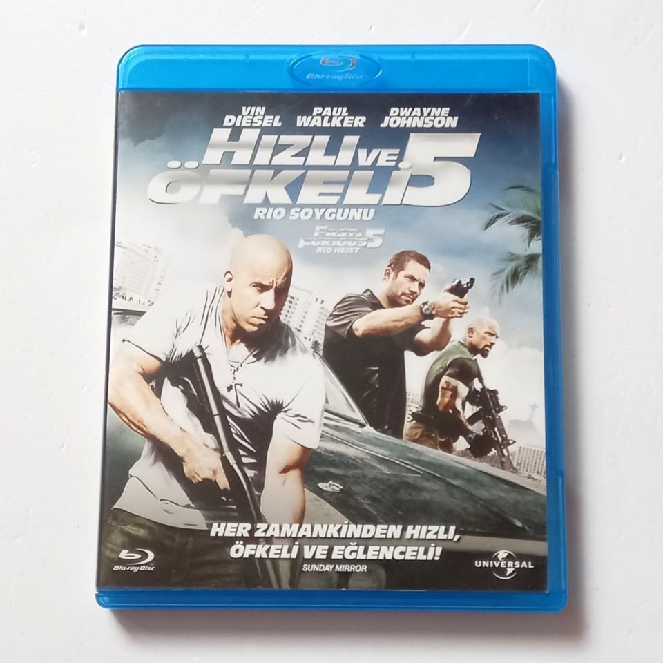 HIZLI VE ÖFKELİ 5 RIO SOYGUNU / FAST & FURIOUS 5 RIO HEIST - VIN DIESEL, PAUL WALKER, DWAYNE JOHNSON - YÖN.: JUSTIN LIN - BLU-RAY 2.EL