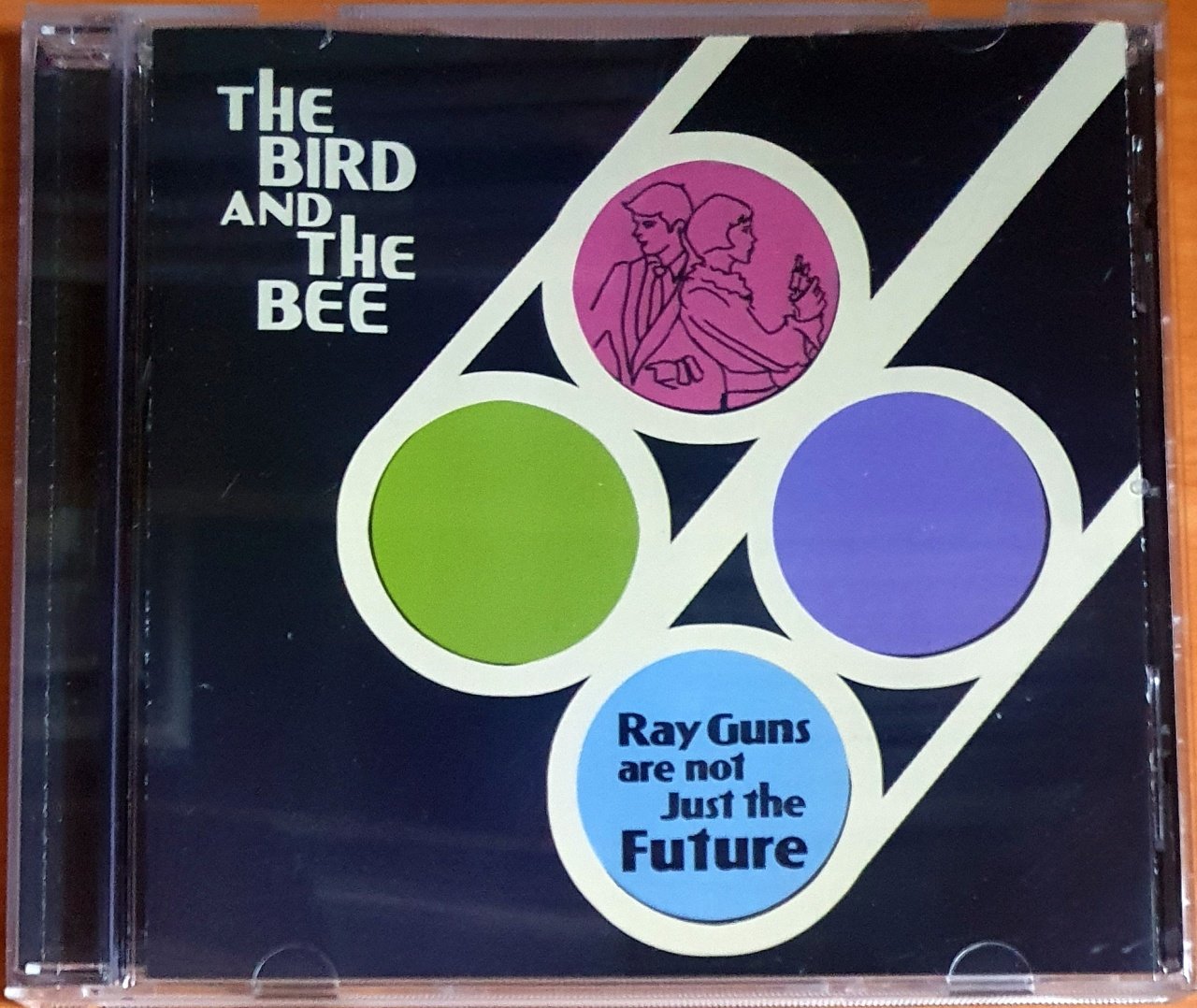 THE BIRD AND THE BEE - RAY GUNS ARE NOT JUST THE FUTURE (2009) - CD 2.EL