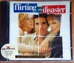 FLIRTING WITH DISASTER SOUNDTRACK / URGE OVERKILL, CARL PERKINS, CAKE, DEAN MARTIN, INCH (1996) - CD 2.EL