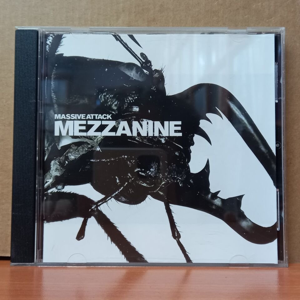 MASSIVE ATTACK - MEZZANINE (1998) - CD 2.EL
