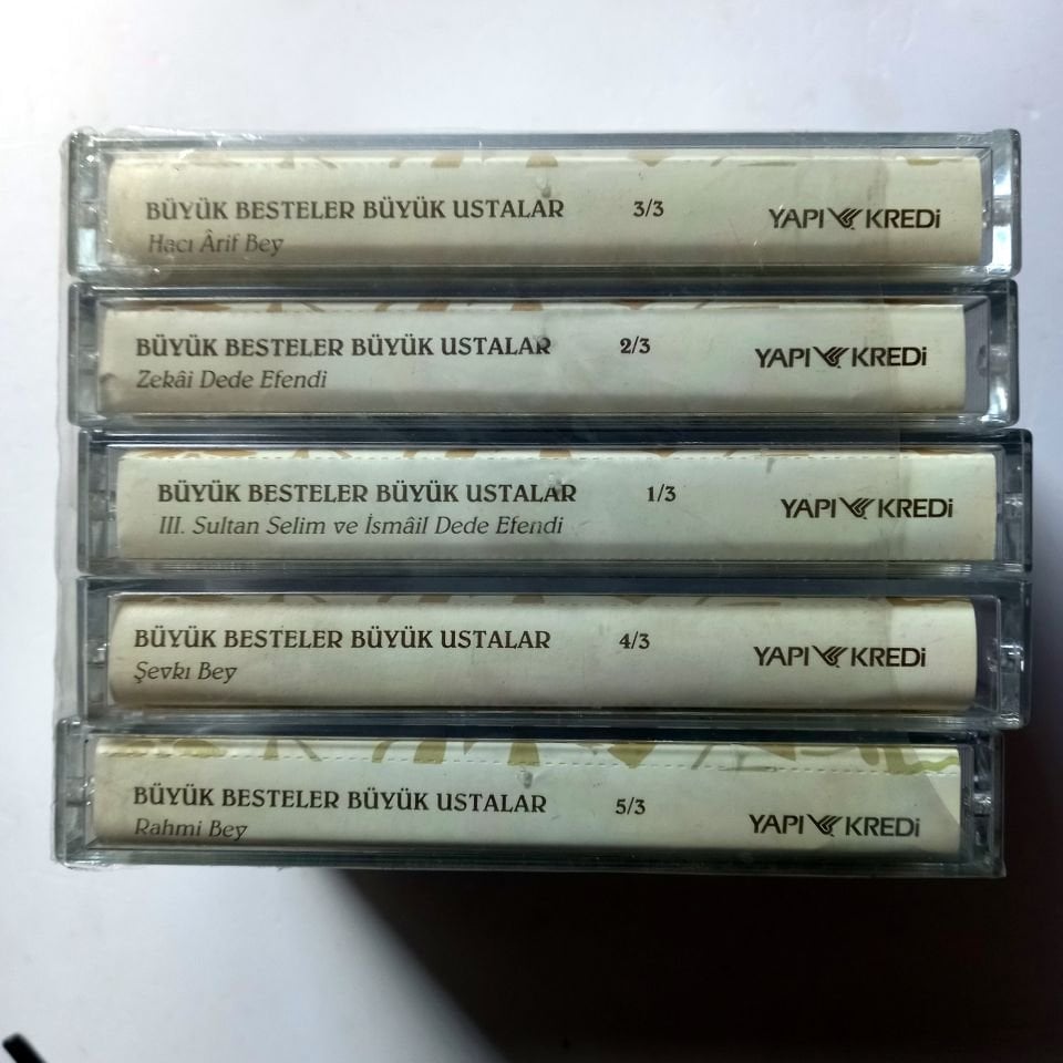 BÜYÜK BESTELER BÜYÜK USTALAR / III. SULTAN SELİM, İSMAİL DEDE EFENDİ , ZEKAİ DEDE EFENDİ, HACI ARİF BEY, ŞEVKİ BEY, RAHMİ BEY - 5KASET SIFIR