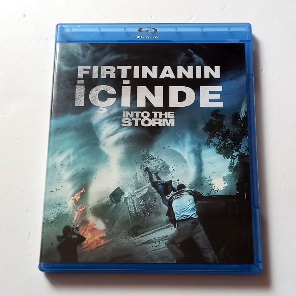 FIRTINANIN İÇİNDE / INTO THE STORM - RICHARD ARMITAGE, SARAH WAYNE CALLIES - YÖN.: STEVEN QUALE - BLU-RAY 2.EL