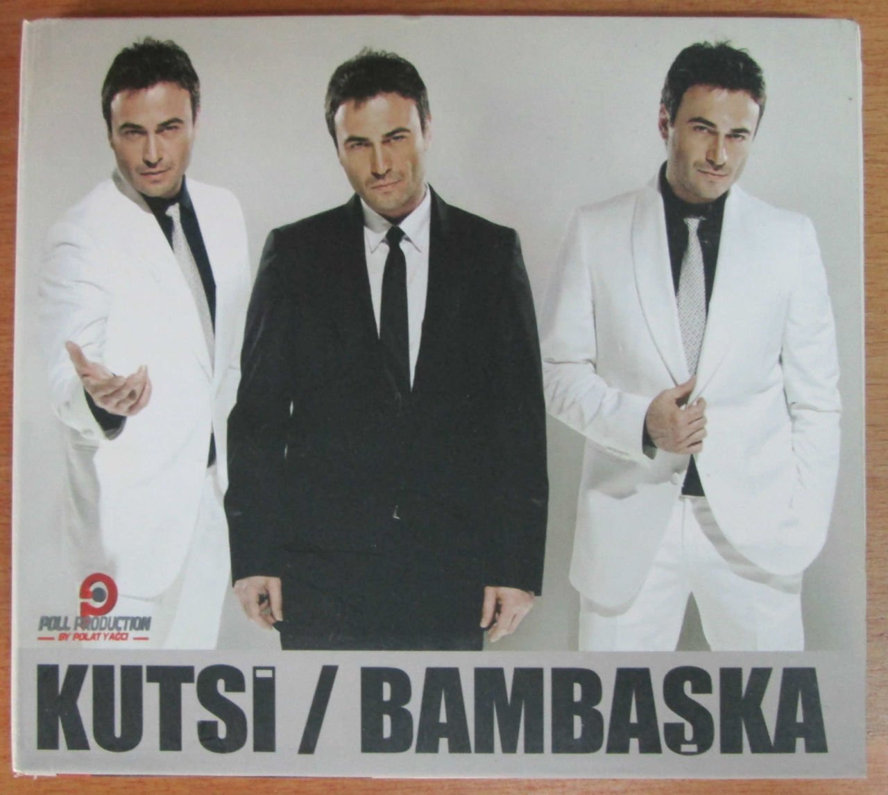 KUTSİ - BAMBAŞKA DIGIPACK CD 2.EL