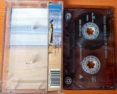 NATALIE IMBRUGLIA - LEFT OF THE MIDDLE (1998) BMG CASSETTE MADE IN TURKEY ''USED''