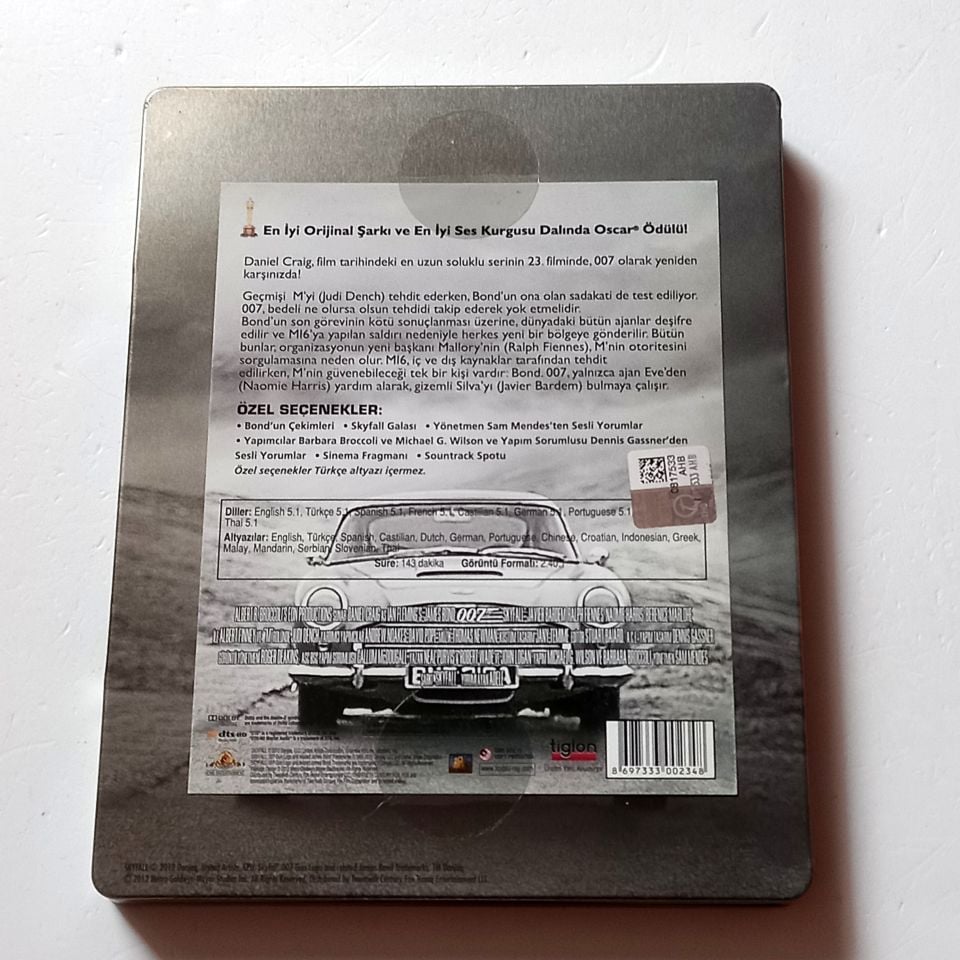 SKYFALL - DANIEL CRAIG, JAVIER BARDEM, RALPH FIENNES  - YÖN.: SAM MENDES - BLU-RAY STEELBOOK METAL KUTU 2.EL