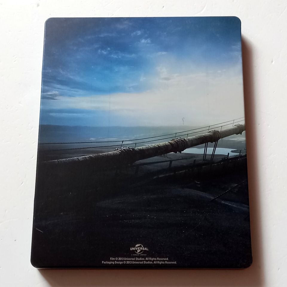 OBLIVION - TOM CRUISE, MORGAN FREEMAN, ANDREA RISEBOROUGH  - YÖN.: JOSEPH KOSINSKI - BLU-RAY STEELBOOK METAL KUTU 2.EL