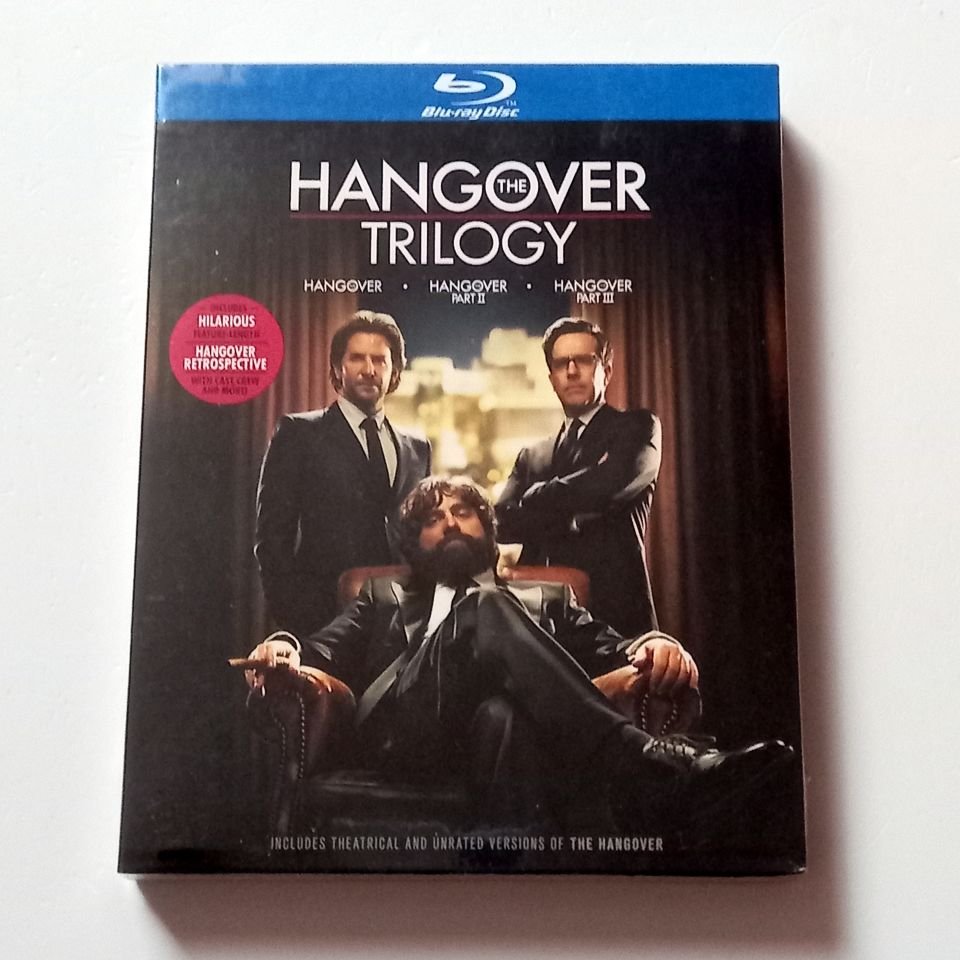 THE HANGOVER TRILOGY - BRADLEY COOPER, ED HELMS, ZACK GALIFIANAKIS - YÖN.: TODD PHILLIPS - 3 DISC BLU-RAY SIFIR 1. BÖLGE TR ALTYAZI YOKTUR