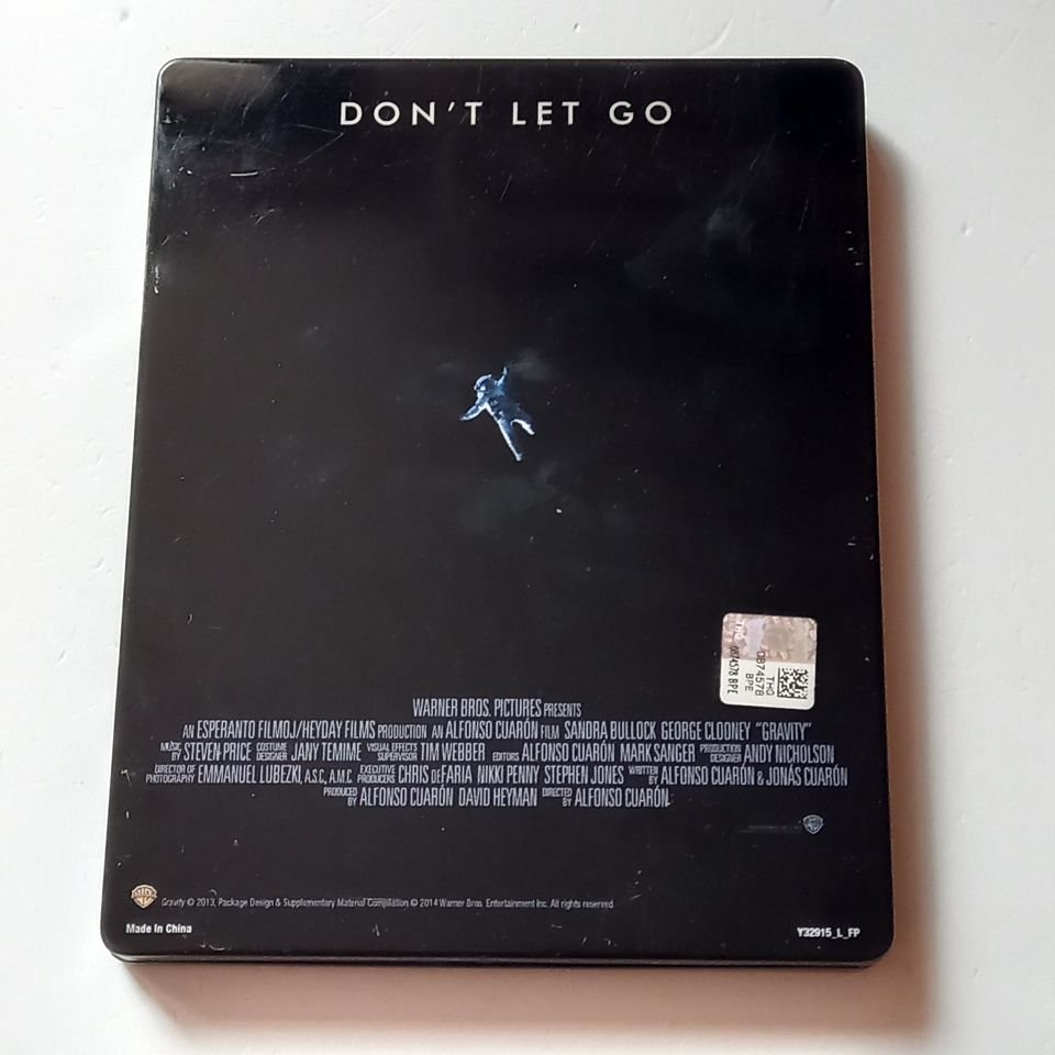 GRAVITY 3D - SANDRA BULLOCK, GEORGE CLOONEY  - YÖN.: ALFONSO CUARÓN - İKİ DİSK BLU-RAY + BLU-RAY 3D STEELBOOK METAL KUTU 2.EL