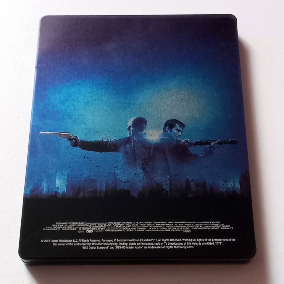 LOOPER - BRUCE WILLIS, JOSEPH GORDON-LEVITT, EMILY BLUNT - YÖN.: RIAN JOHNSON - BLU-RAY EXCLUSIVE STEELBOOK EDITION REGION B TÜRKÇE ALTYAZI YOKTUR 2.EL