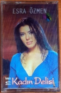 ESRA ÖZMEN - KADIN DELİSİ / HOLOGRAM KAPAK - KASET SIFIR