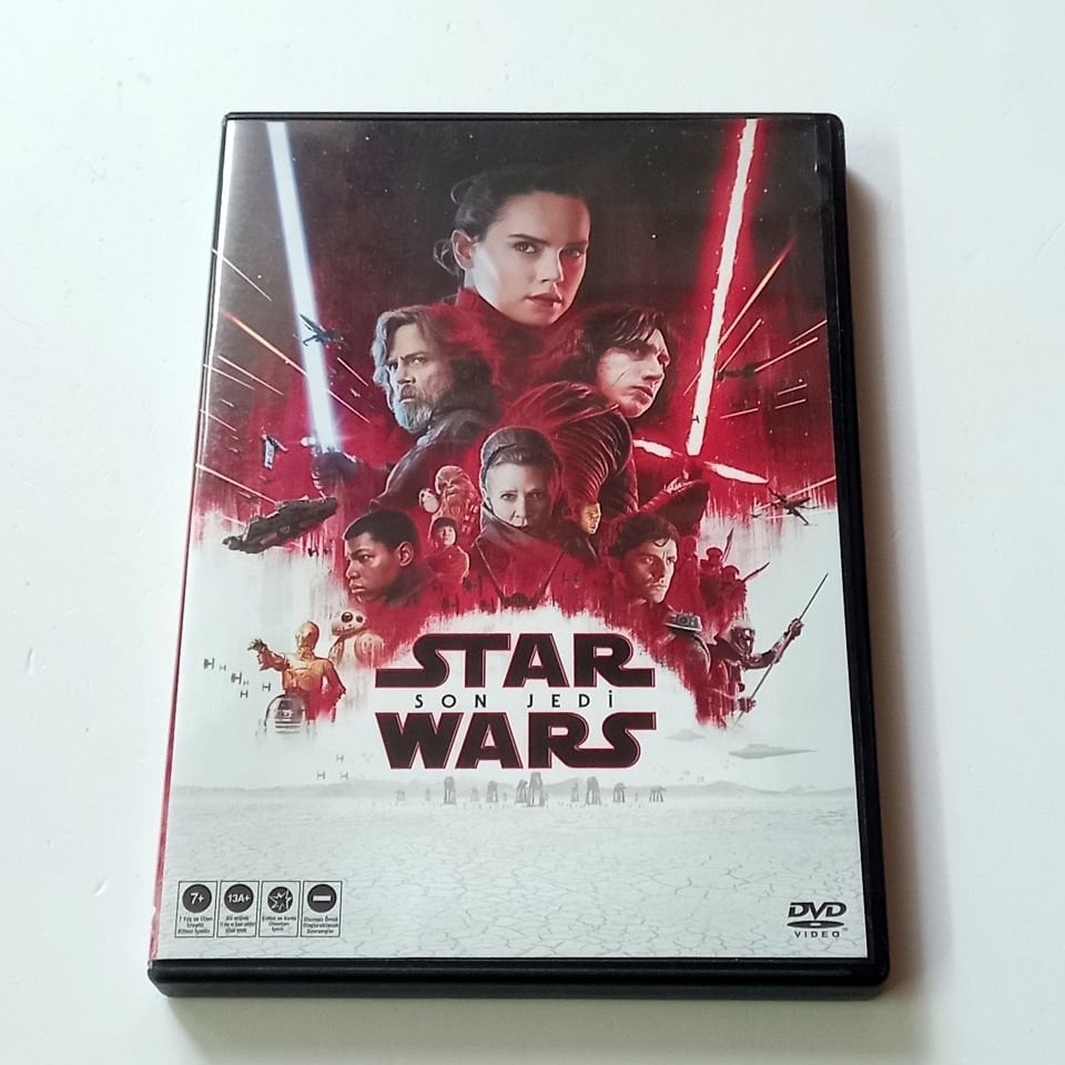 STAR WARS: SON JEDİ / STAR WARS: THE LAST JEDI - DAISY RIDLEY, ADAM DRIVER, MARK HAMILL, YÖN.: RIAN JOHNSON  - DVD 2.EL