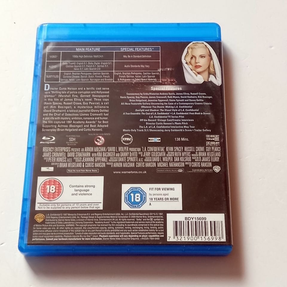 L.A. CONFIDENTIAL - KEVIN SPACEY, RUSSELL CROWE, KIM BASINGER - YÖN.: CURTIS HANSON - BLU-RAY REGION FREE TÜRKÇE ALTYAZI YOKTUR 2.EL