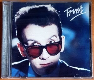 ELVIS COSTELLO & THE ATTRACTIONS - TRUST (1981) - CD REMASTERED 1994 RYKODISC REISSUE 2.EL