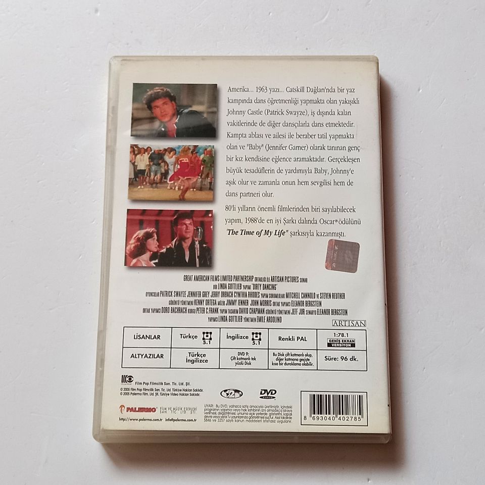 İLK AŞK İLK DANS / DIRTY DANCING - PATRICK SWAYZE, JENNFER GREY - YÖN.: EMILE ARDOLINO - DVD 2.EL
