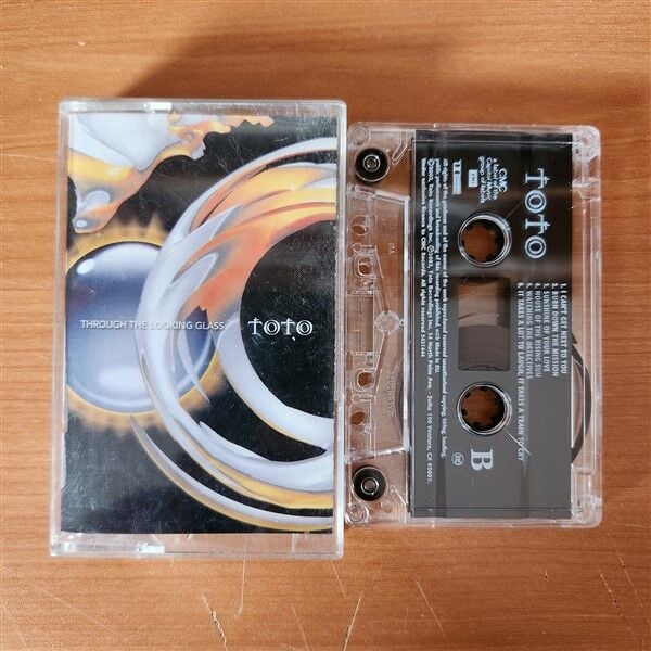 TOTO - THROUGH THE LOOKING GLASS (2002) - KASET MADE IN EU 2.EL