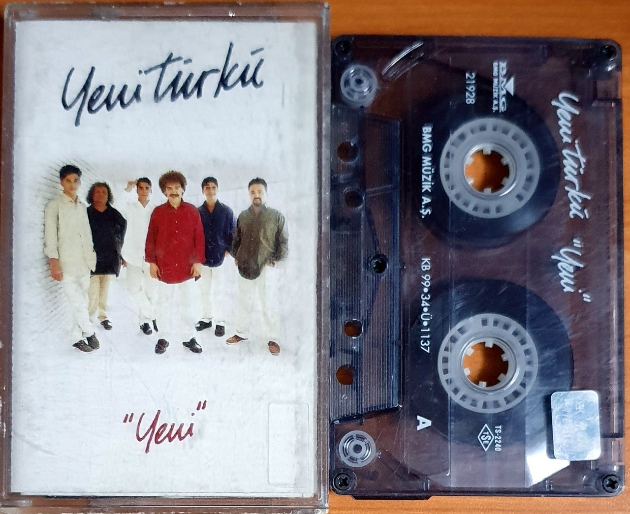 YENİ TÜRKÜ - YENİ (1999) - KASET BMG MÜZİK 2.EL