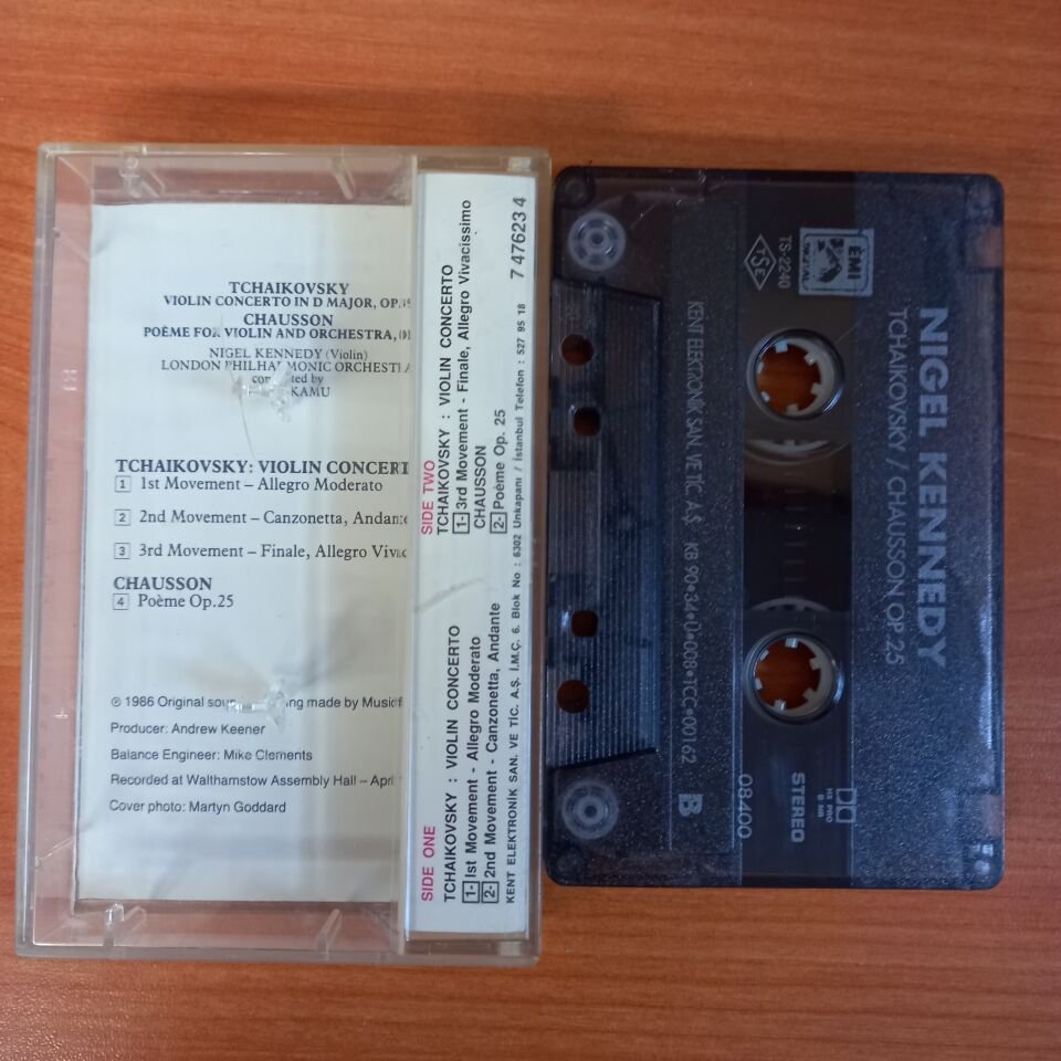 NIGEL KENNEDY - TCHAIKOVSKY VIOLIN CONCERTO / CHAUSSON POEME / LONDON PHILHARMONIC ORCHESTRA (1990) - KASET 2.EL