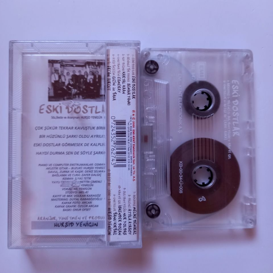 ESKİ DOSTLAR / ATTİLA ATASOY, BANU KIRBAĞ, ESMERAY, İSKENDER DOĞAN, SEMİHA YANKI, HURŞİD YENİGÜN (2000) - KASET 2.EL