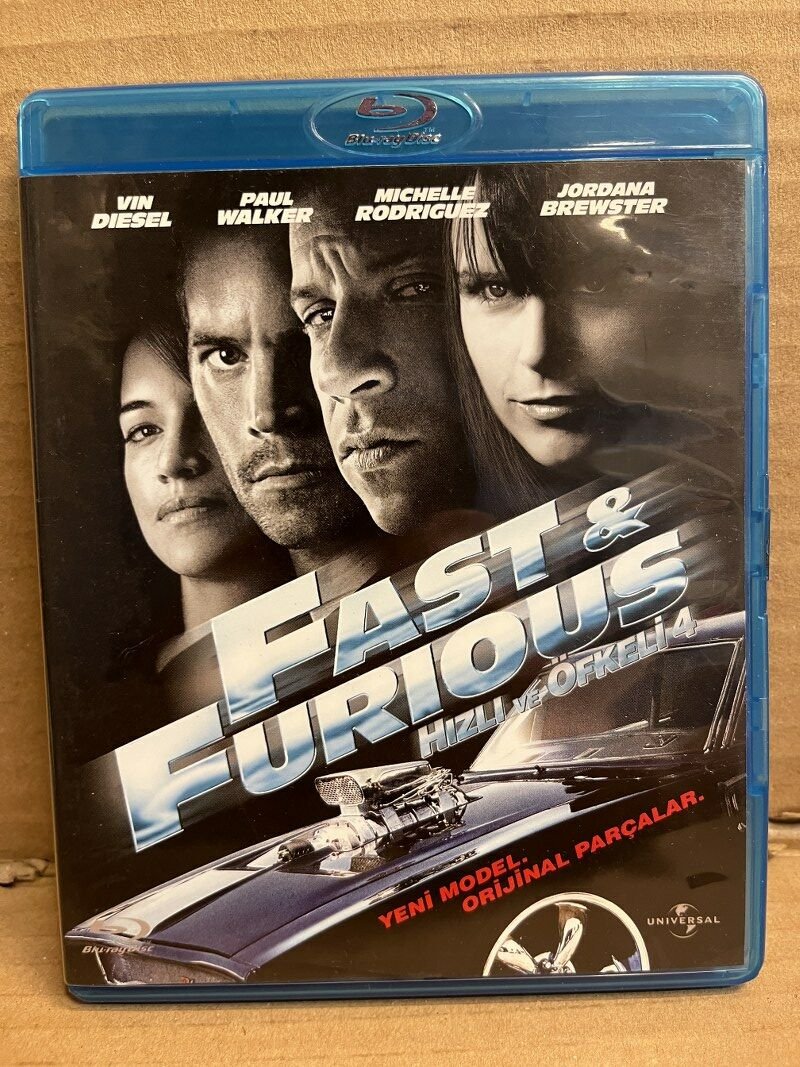 FAST AND FURIOUS 4 - HIZLI VE ÖFKELİ 4 - VIN DIESEL - BLU-RAY 2.EL