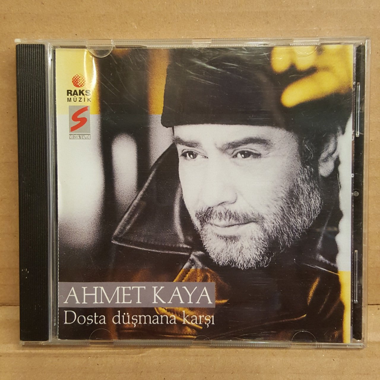 AHMET KAYA - DOSTA DÜŞMANA KARŞI (1998) - CD RAKS BASKI ESKİ METALİK BANDROL 2.EL