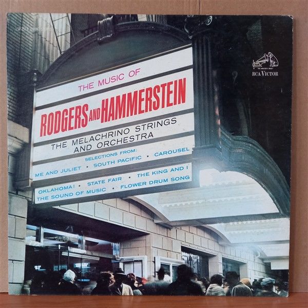 THE MELACHRINO STRINGS AND ORCHESTRA – THE MUSIC OF RODGERS AND HAMMERSTEIN (1962) - LP 2.EL PLAK