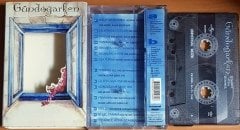 GÜNDOĞARKEN - İSTANBUL ATİNA İSTANBUL (2000) UNIVERSAL KASET 2.EL