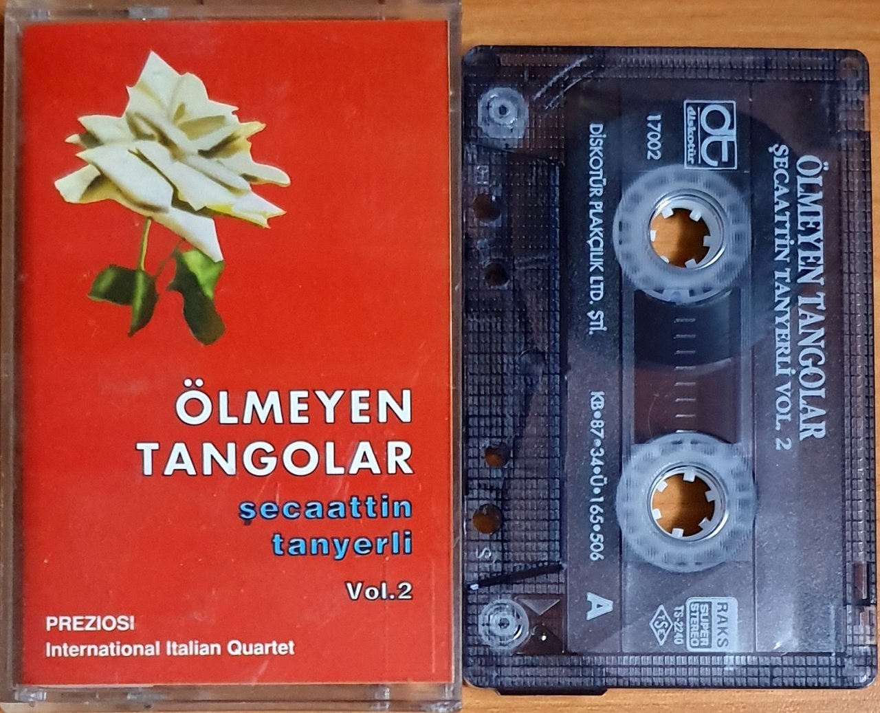 SECAATTİN TANYERLİ - ÖLMEYEN TANGOLAR VOL.2 - KASET DİSKÖTÜR 2.EL