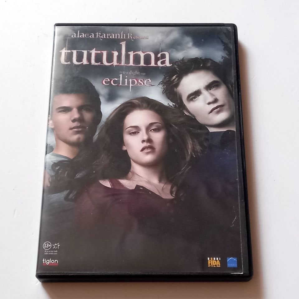 ALACAKARANLIK EFSANESİ TUTULMA / THE TWILIGHT SAGA ECLIPSE - KRISTEN STEWART, ROBERT PATTINSON - YÖN.: DAVID SLADE - DVD 2.EL