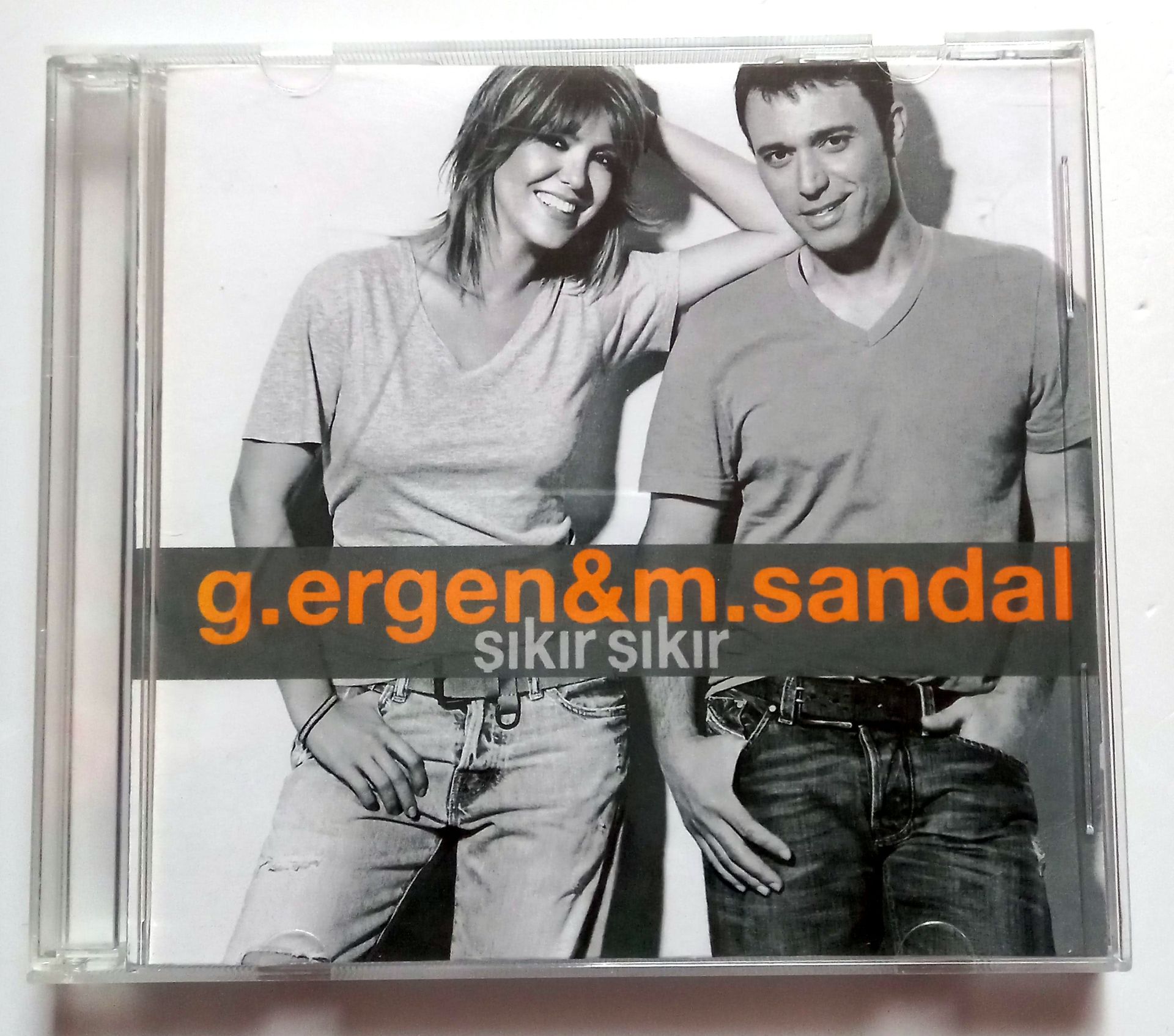 GÜLBEN ERGEN & MUSTAFA SANDAL – ŞIKIR ŞIKIR (2011) - CD 2.EL